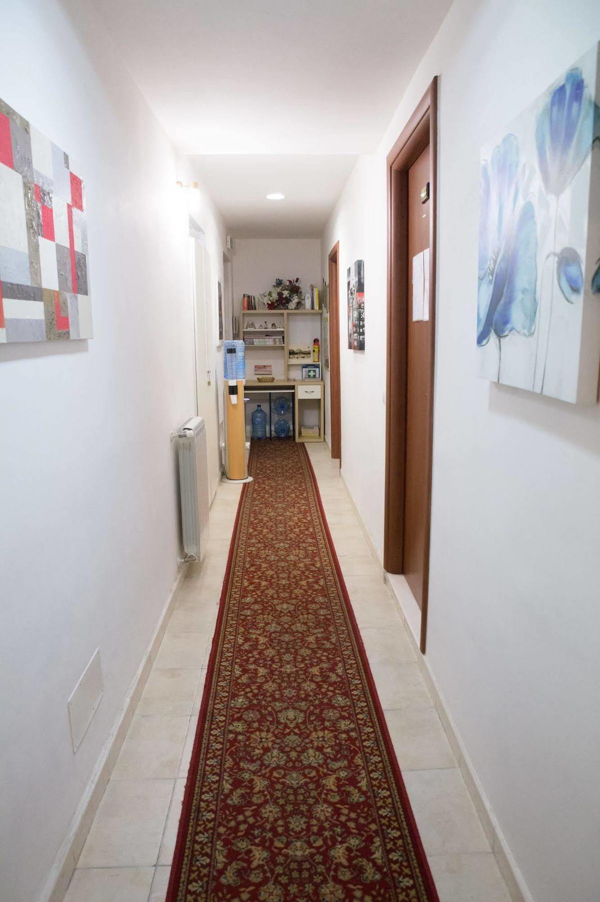 Oasi Guest House Рим Экстерьер фото
